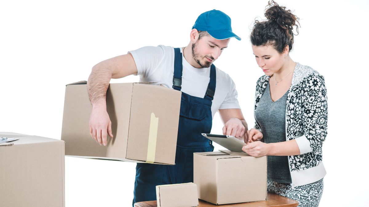Movers NJ: 4 Ways to Save Money During Relocation