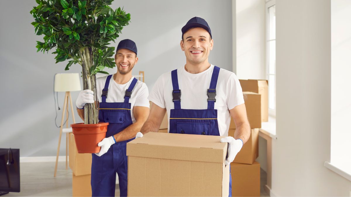 Seasonal Trends: When is the Best Time to Hire Movers NJ?